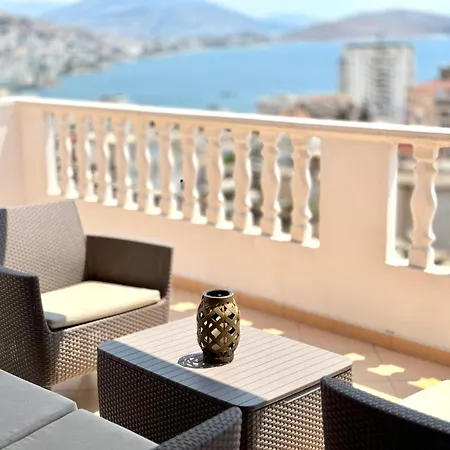 Amar's Sarande